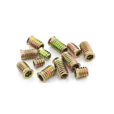 Zarobljene matice za drvo